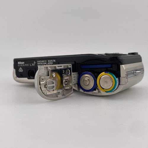 Nikon Compact Digital Camera Coolpix L30 Silver/