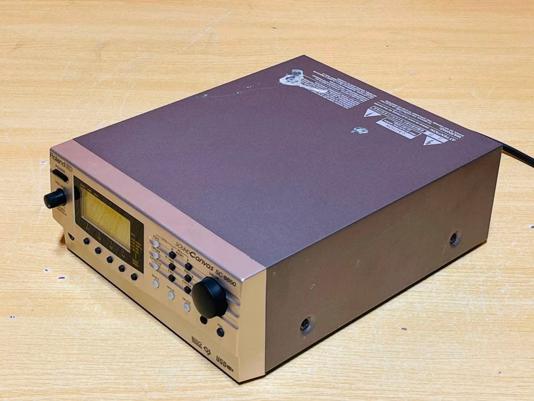 Hardware Instruments Roland Sc-8850 Sound Canvas
