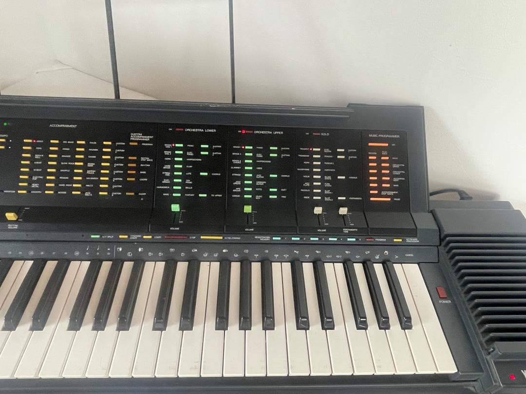 Analog Synthesizers Yamaha Psr-6300