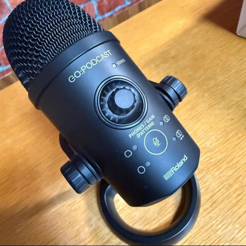 Roland Condenser Microphones Go:Pocast
