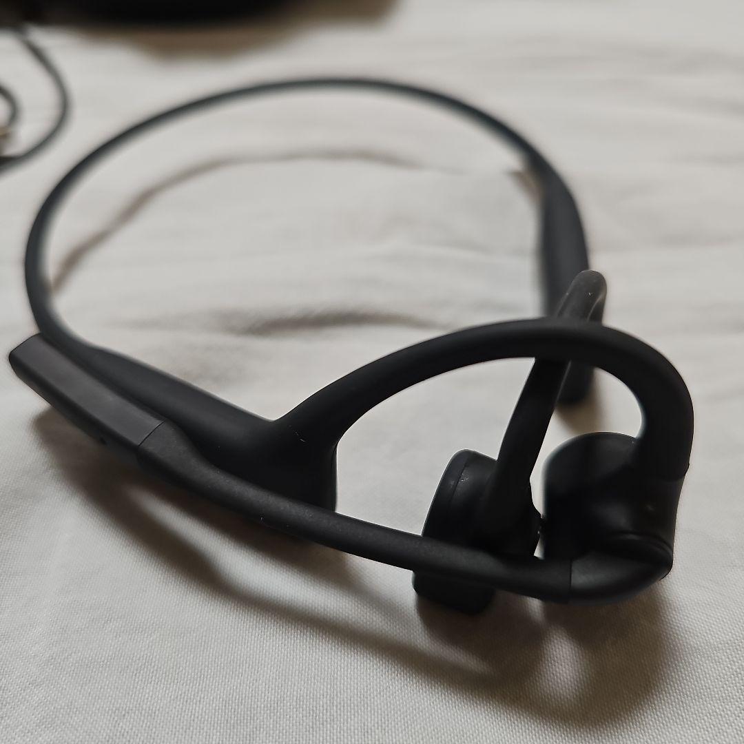 Shokz Bone-Conduction Earphones Opencomm2