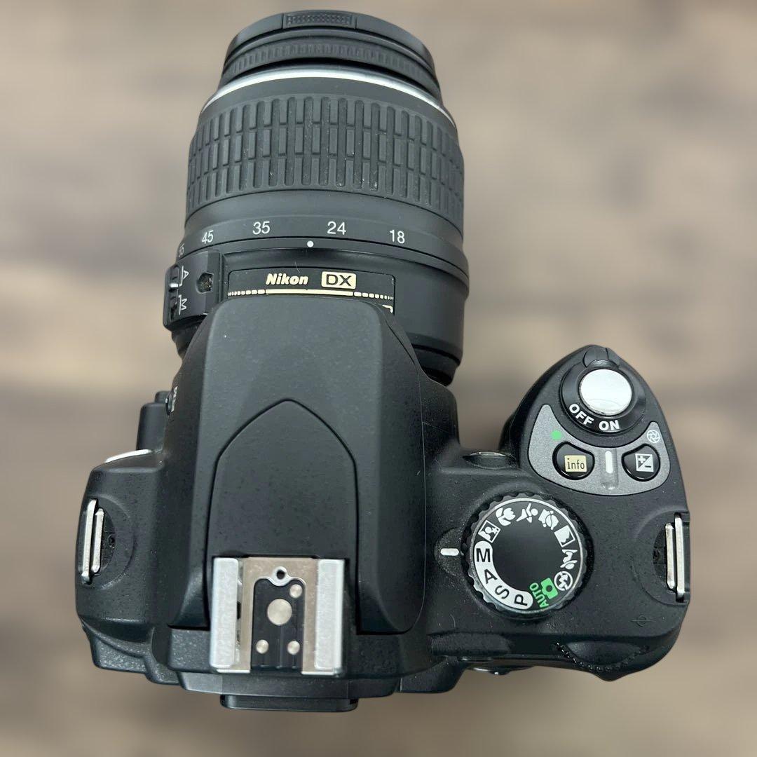 Digital Slr 263242 Nikon D40X