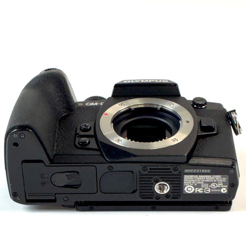 Olympus Mirrorless Interchangeable Lips Om-D E-M1