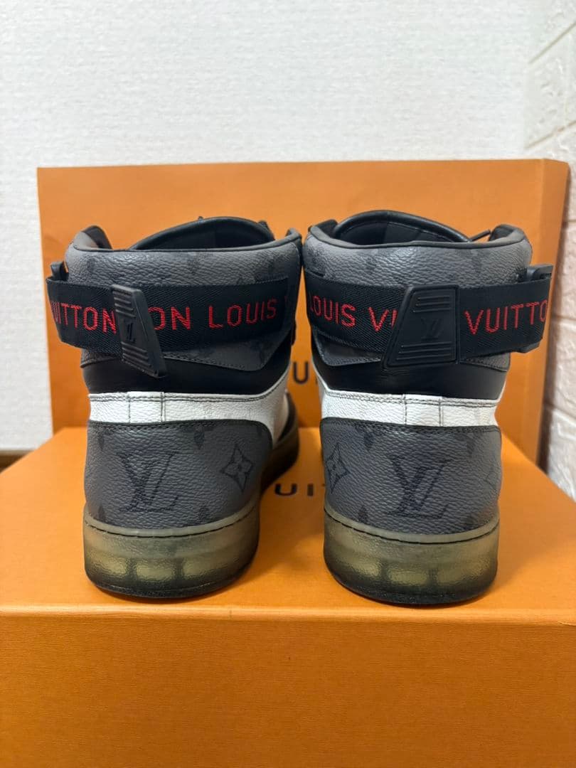 Louis Vuitton Sneakers