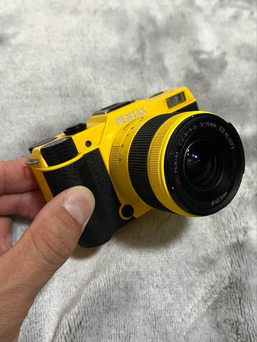 Pentax Mirrorless Interchangeable Lens Cameras Q7