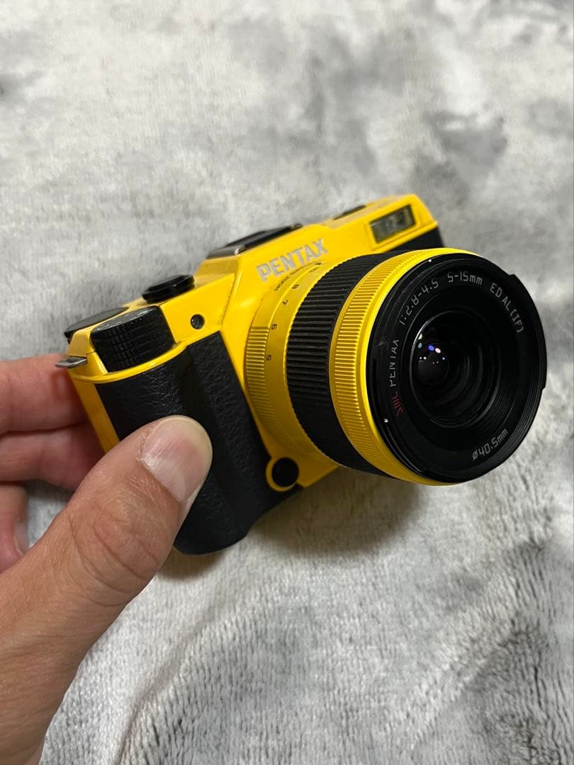 Pentax Mirrorless Interchangeable Lens Cameras Q7