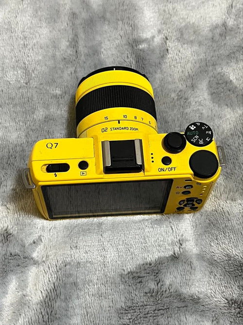 Pentax Mirrorless Interchangeable Lens Cameras Q7