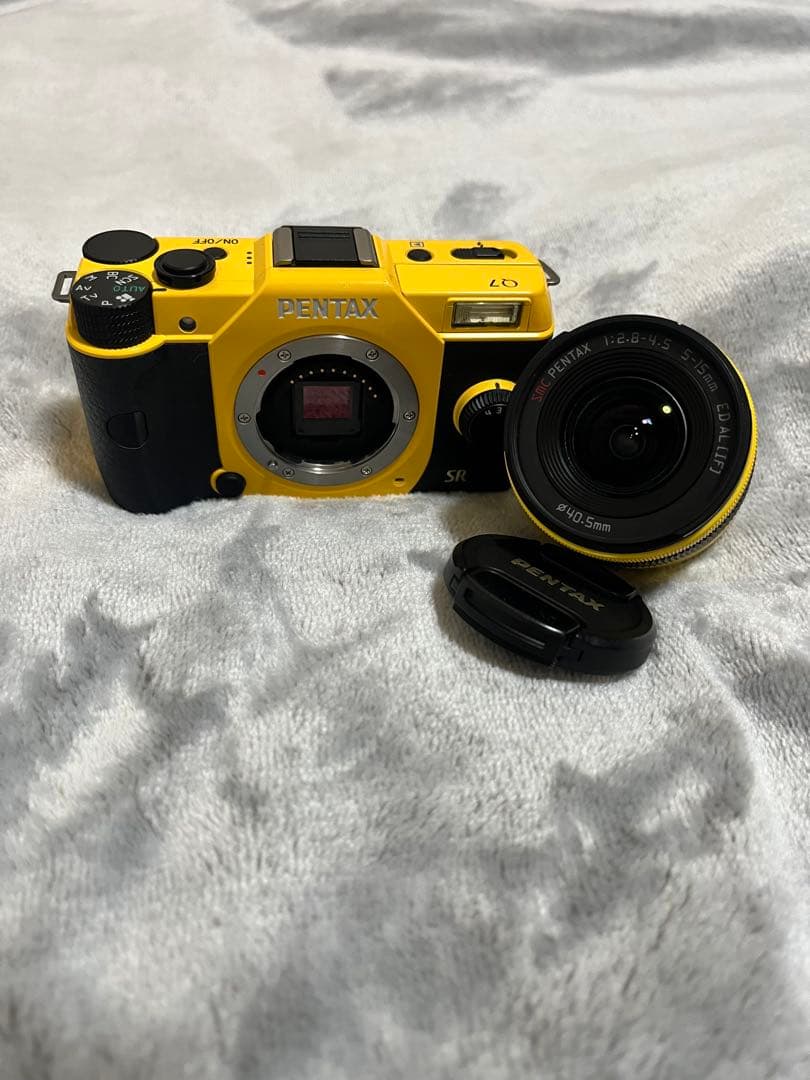 Pentax Mirrorless Interchangeable Lens Cameras Q7 02 759