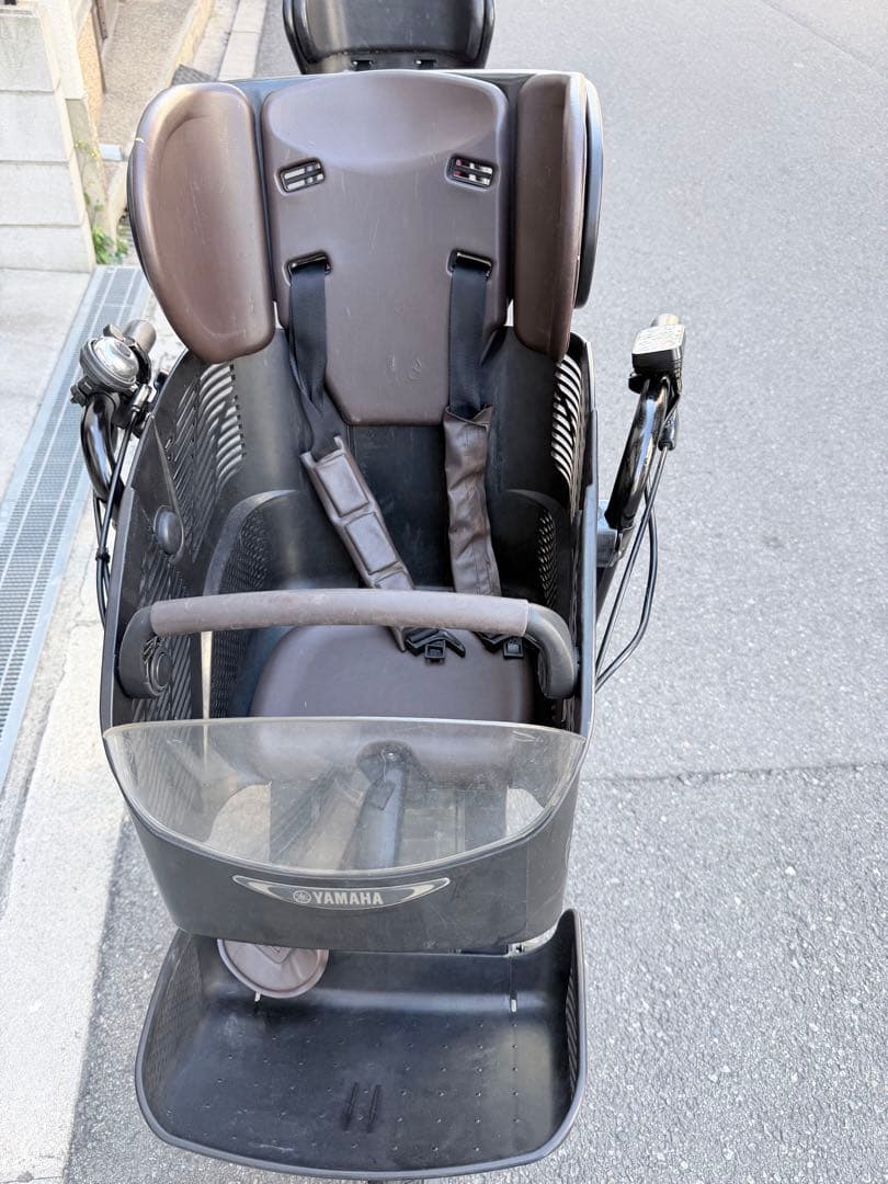 With Child Seat 3