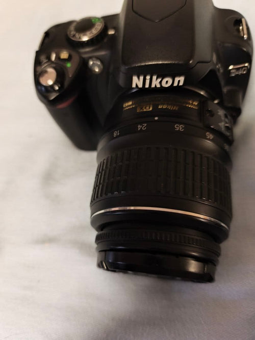 Nikon Digital Slr Nikond-40 18-55Mm