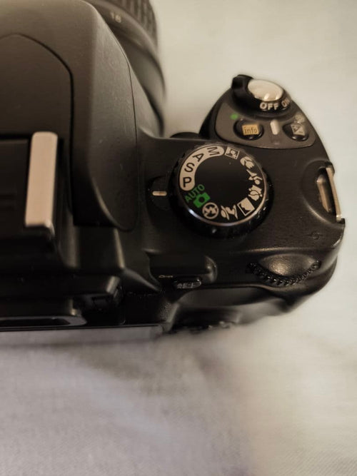 Nikon Digital Slr Nikond-40 18-55Mm