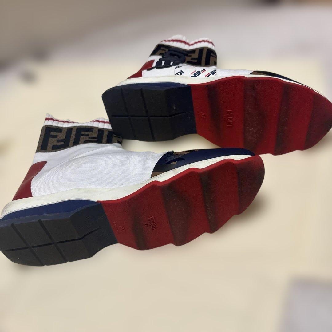 Fendi Sneakers 37 24