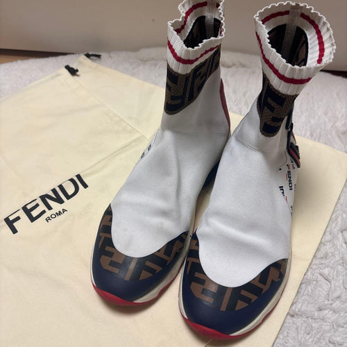 Fendi Sneakers 37 24