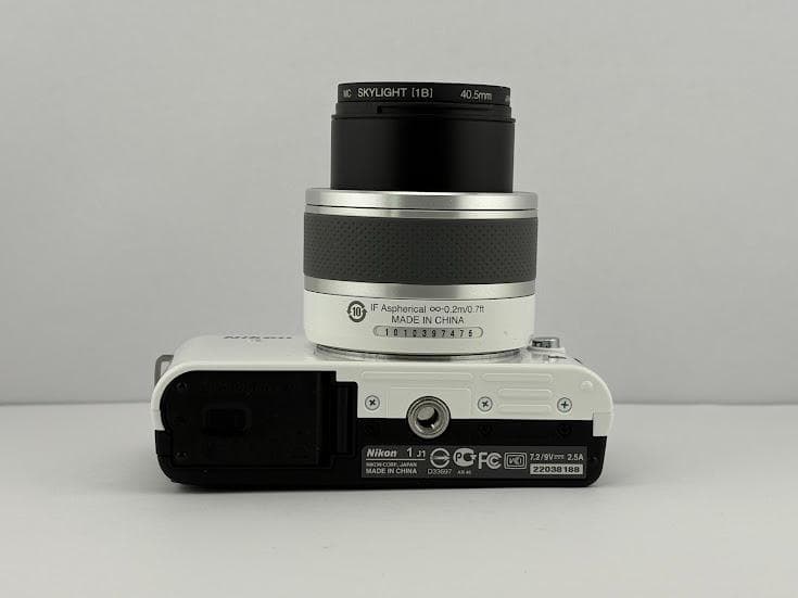 Nikon Mirrorless Interchangeable Lens Cameras 1 J1