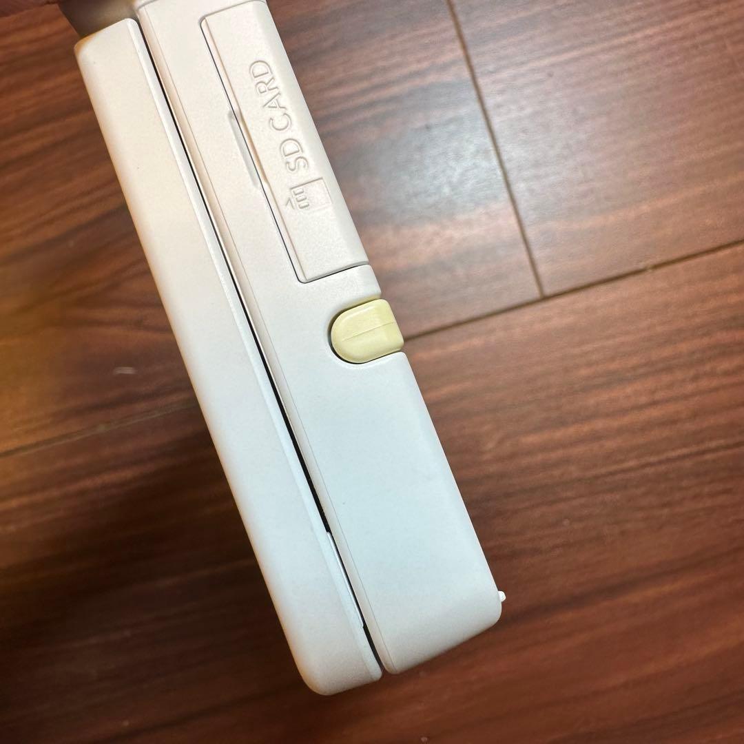 Nintendo Ds Consoles (Dsi) 4754