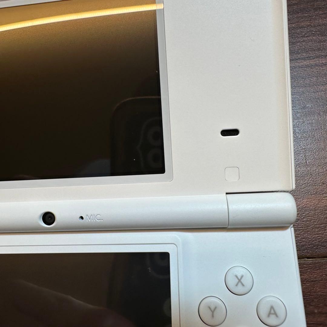 Nintendo Ds Consoles (Dsi) 4754