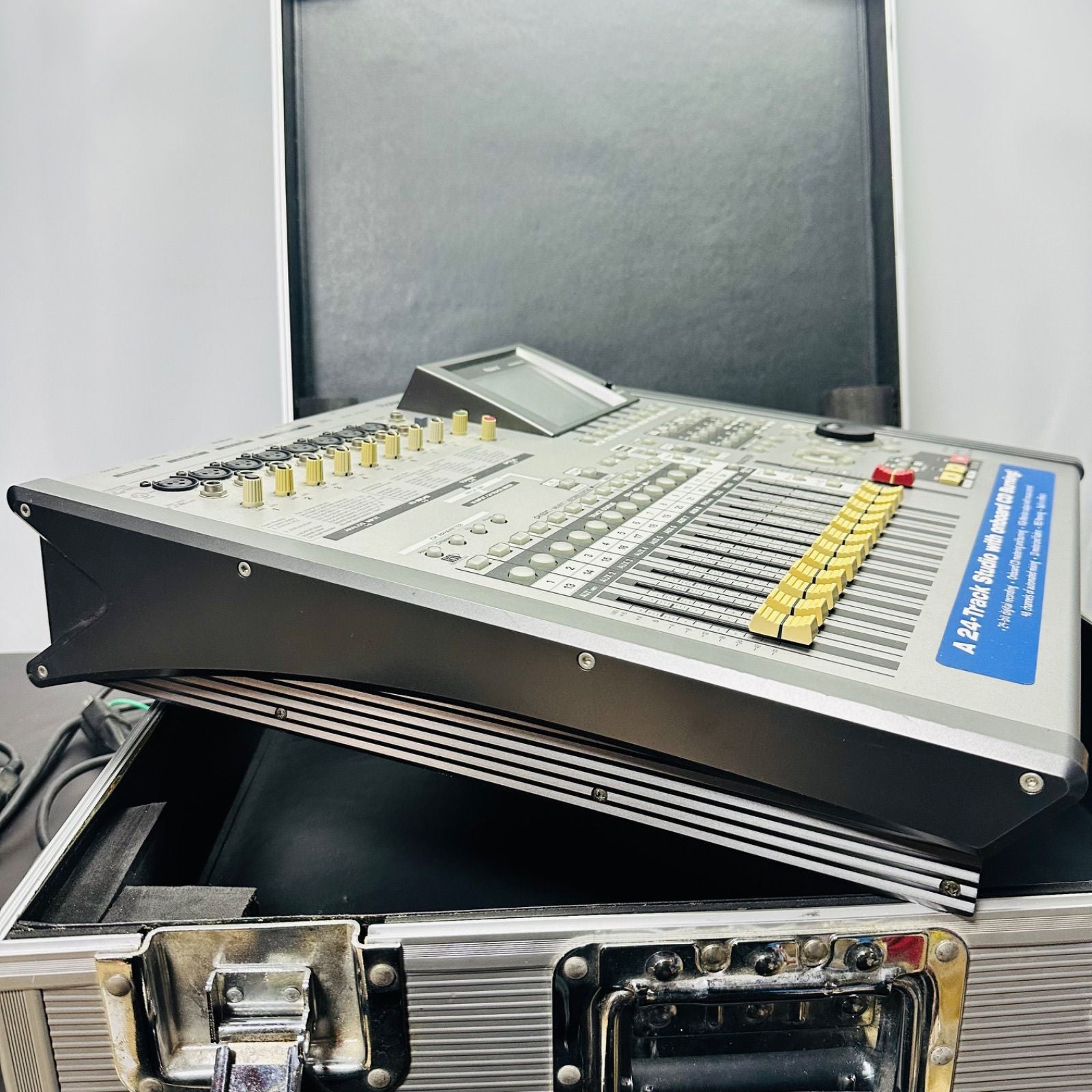 Others Roland Vs-2400Cd