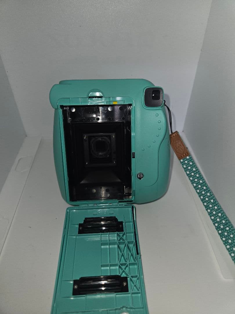 Fujifilm Instant Camera Body Instax Mini 8+