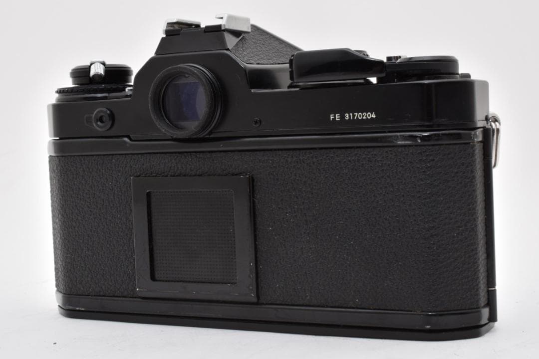 Nikon Slr Camera (Film) Fe #2836788-A17-J5