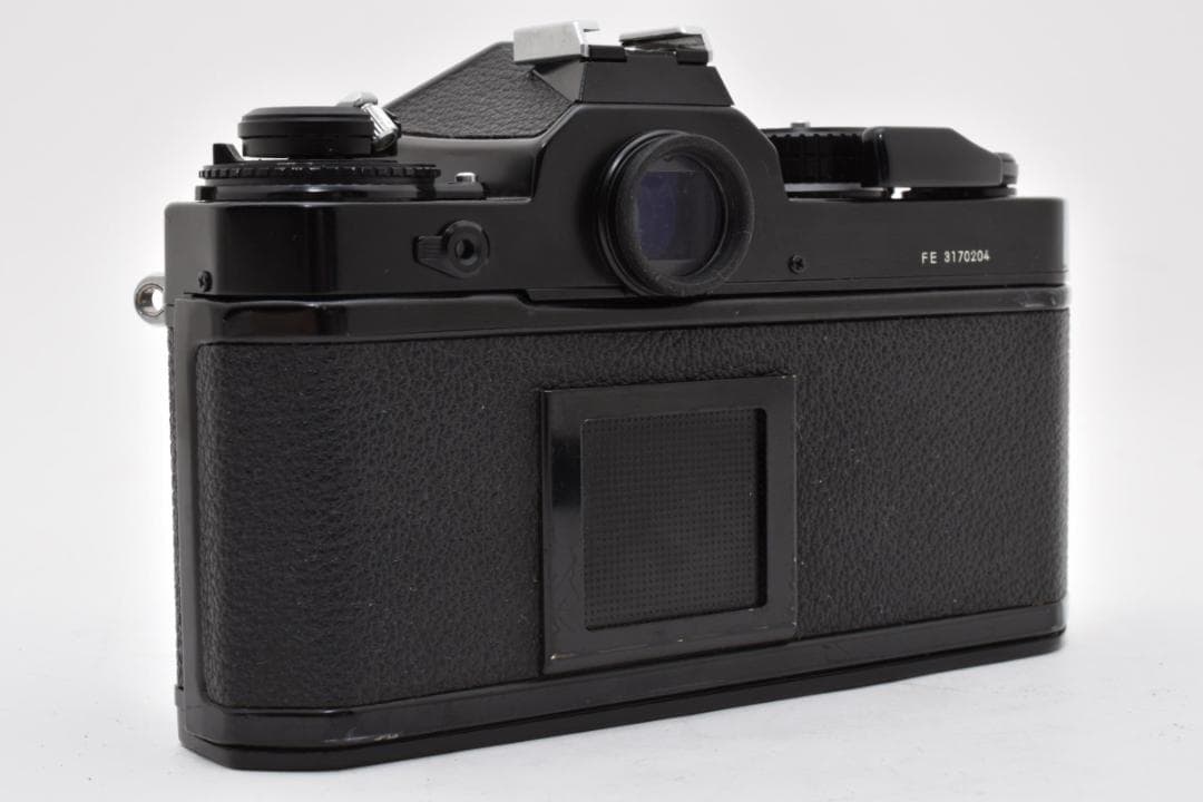 Nikon Slr Camera (Film) Fe #2836788-A17-J5