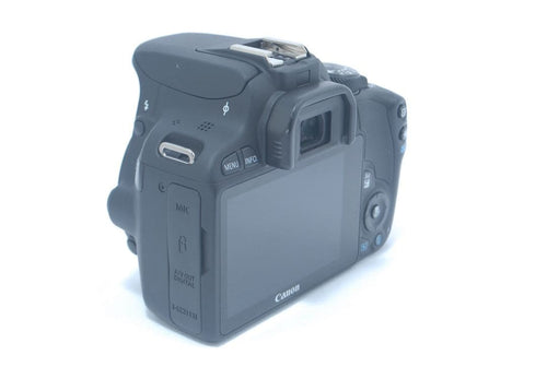 Canon Digital Slr Kiss X7