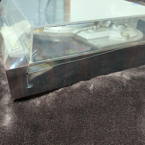Victor Record Players (Turntables) Ql-Y33F