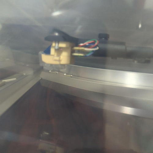 Victor Record Players (Turntables) Ql-Y33F