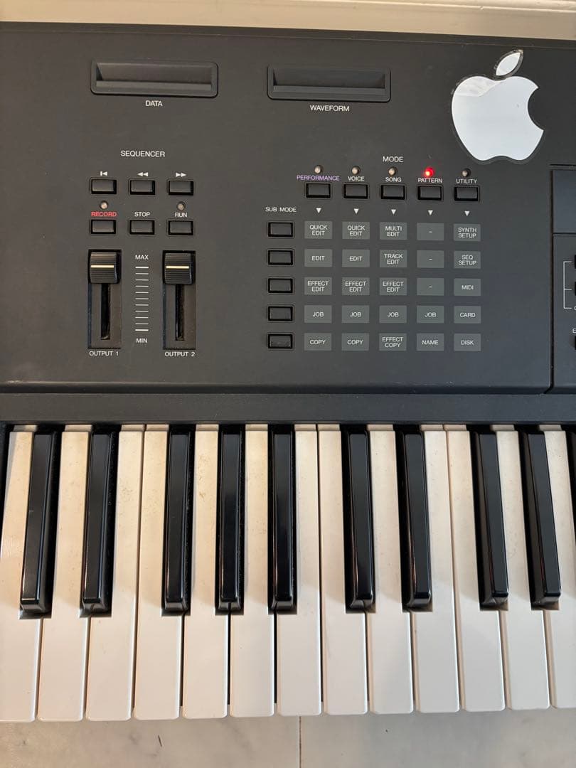 Yamaha Modular Synthesizer Sy85 61