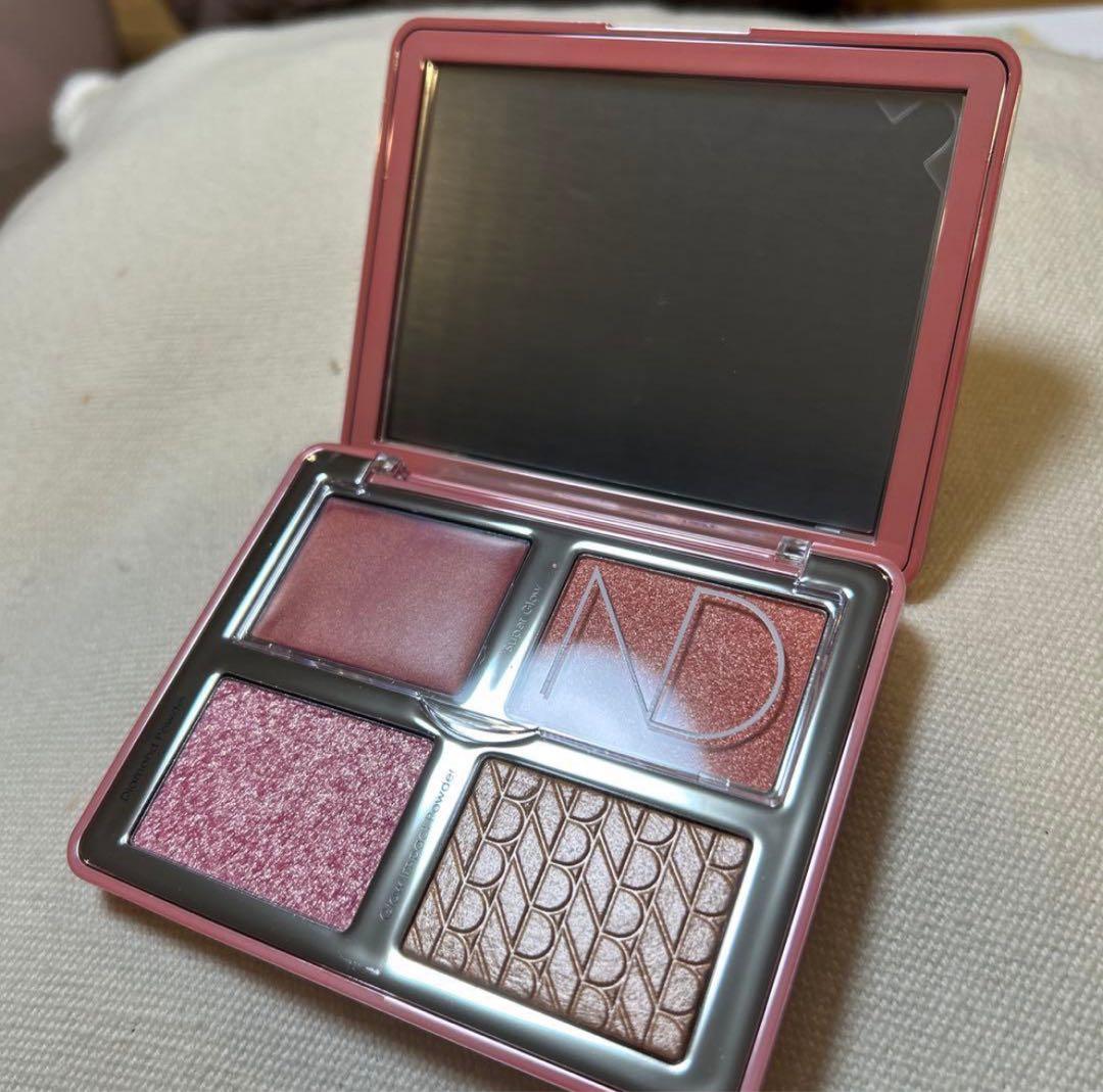 Natasha Denona Powder Teak Love Glow Cheek Palette