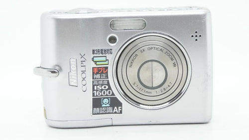 Compact Digital Cameras F2081 Nikon Coolpix L12