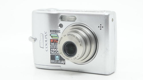 Compact Digital Cameras F2081 Nikon Coolpix L12