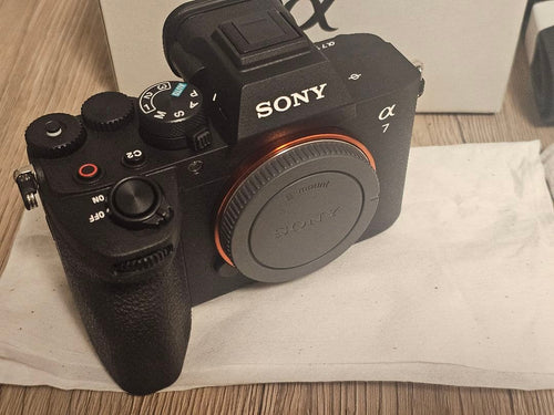 Sony Slr Camera (Film) 7V