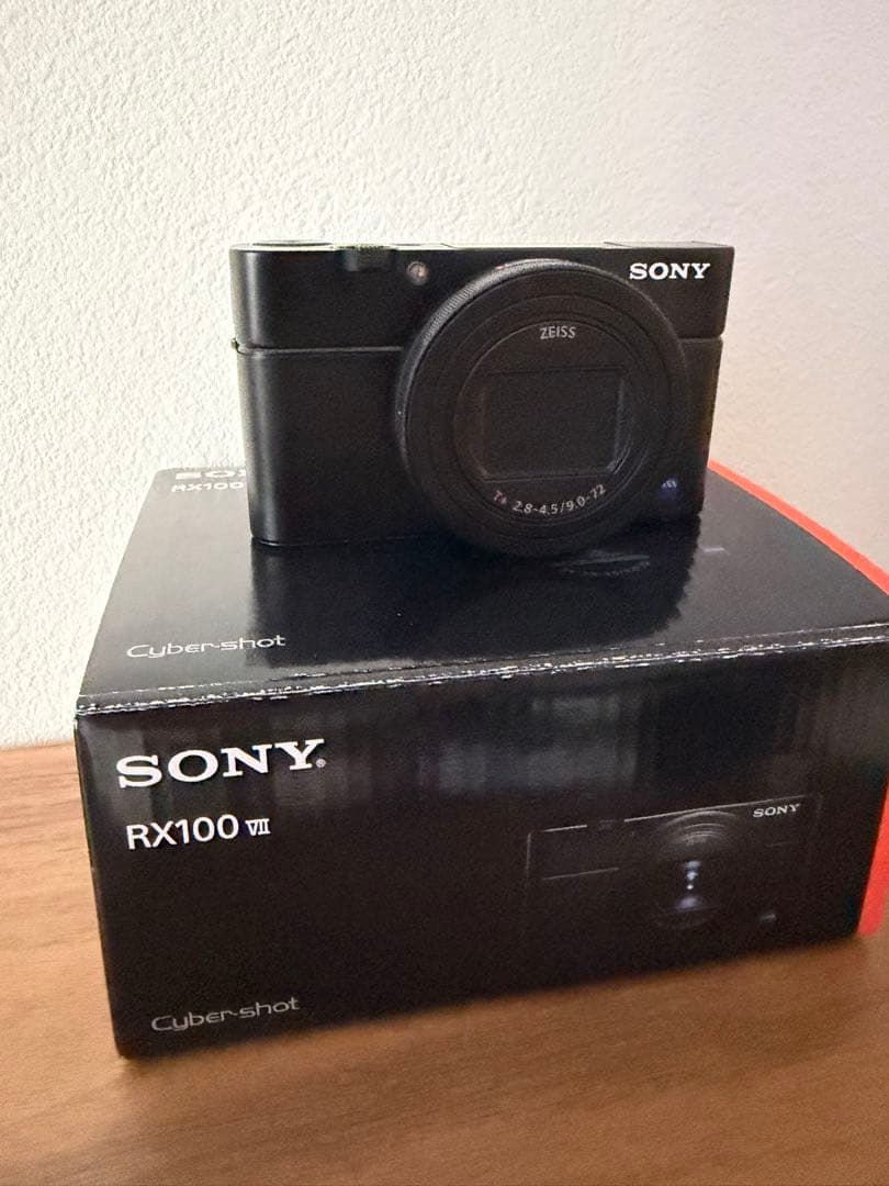Sony Compact Digital Cameras Cyber-Shot Rx100 Vii 256/