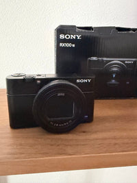 Sony Compact Digital Cameras Cyber-Shot Rx100 Vii 256/