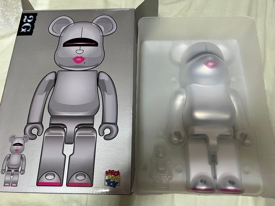 Be@Rbrick Kubrick Bearbrick Sorayama 2G Gold Silver 400%