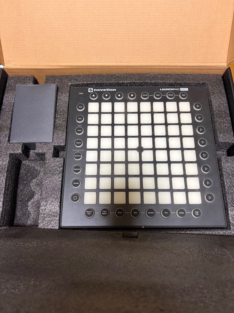 Midi Keyboard Pad Novation Launchpad Pro