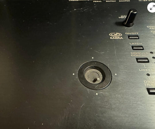 Analog Synthesizer Korg Kronos 73