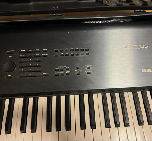 Analog Synthesizer Korg Kronos 73