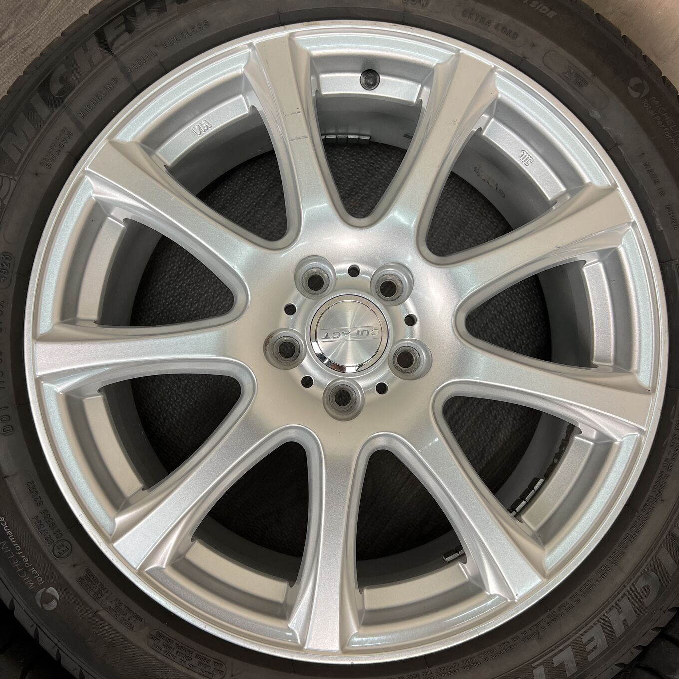 Dunlop 17 Inches Dufact 5X100 #33D40426