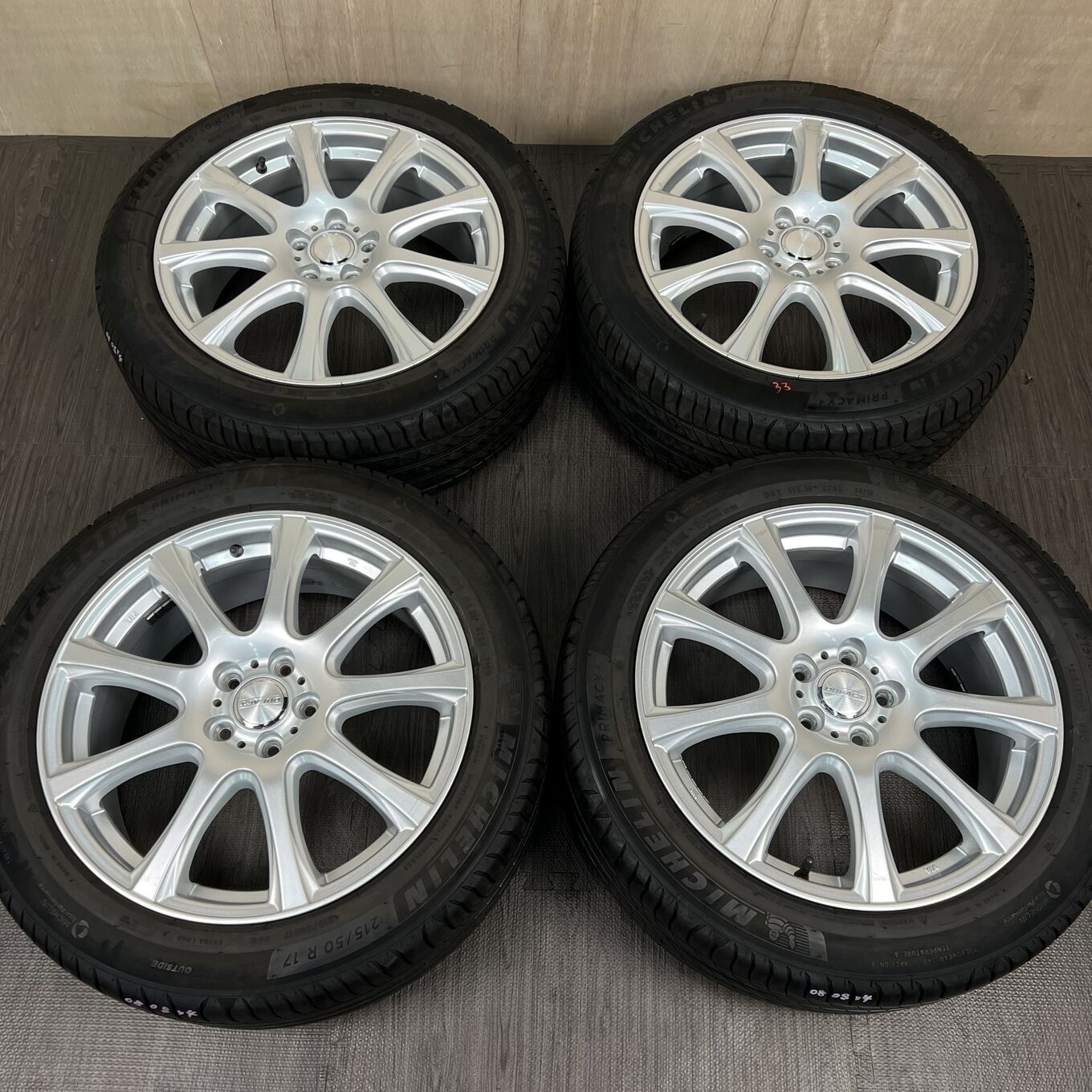 Dunlop 17 Inches Dufact 5X100 #33D40426