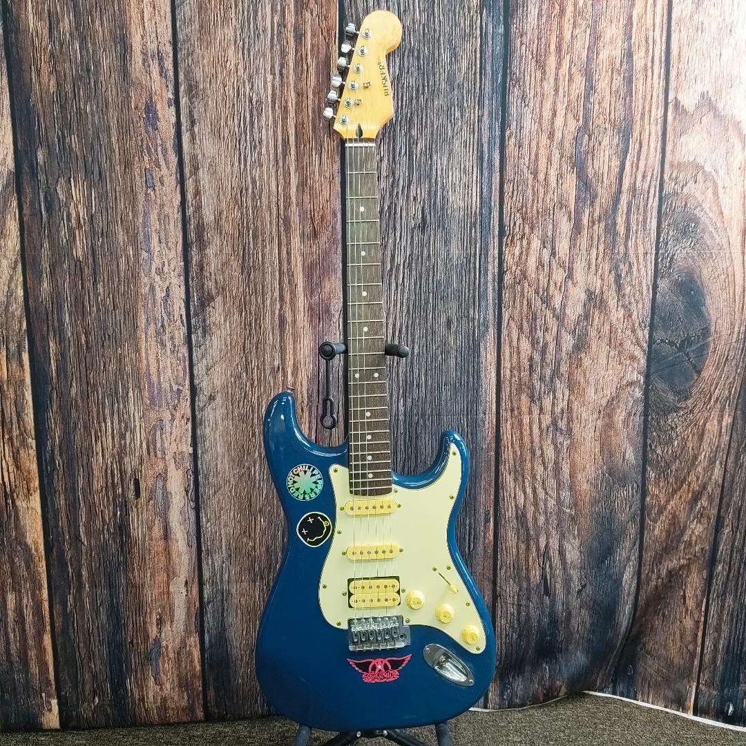 Electric Guitar Busker'S