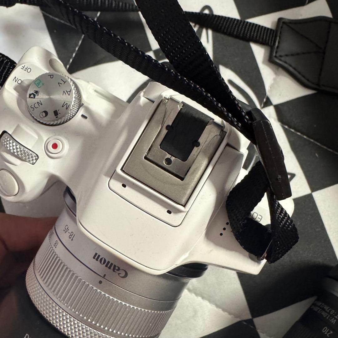 Canon Mirrorless Interchangeable Lips Eos R50