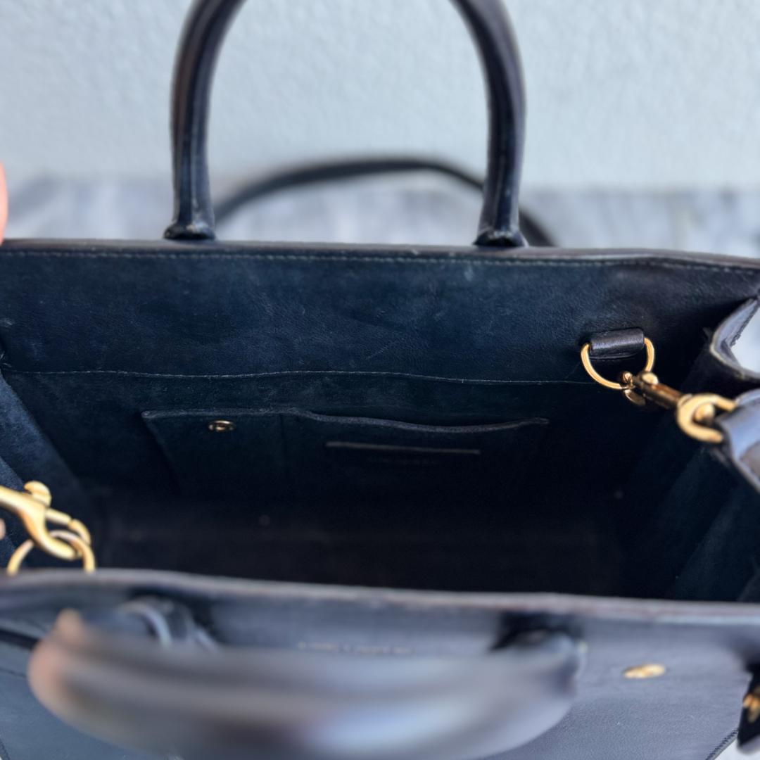Saint Laurent Shoulder Bags