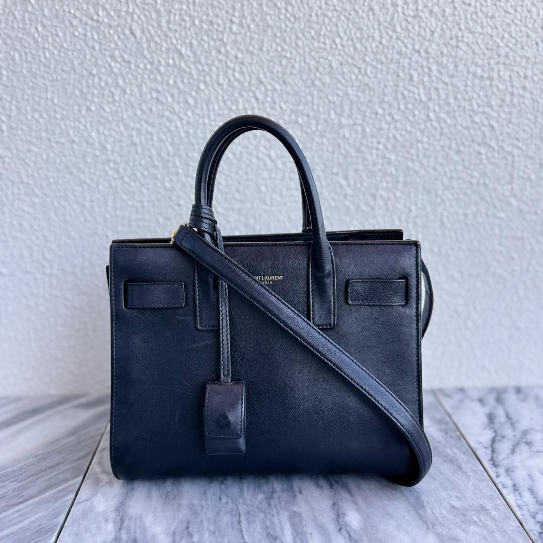 Saint Laurent Shoulder Bags