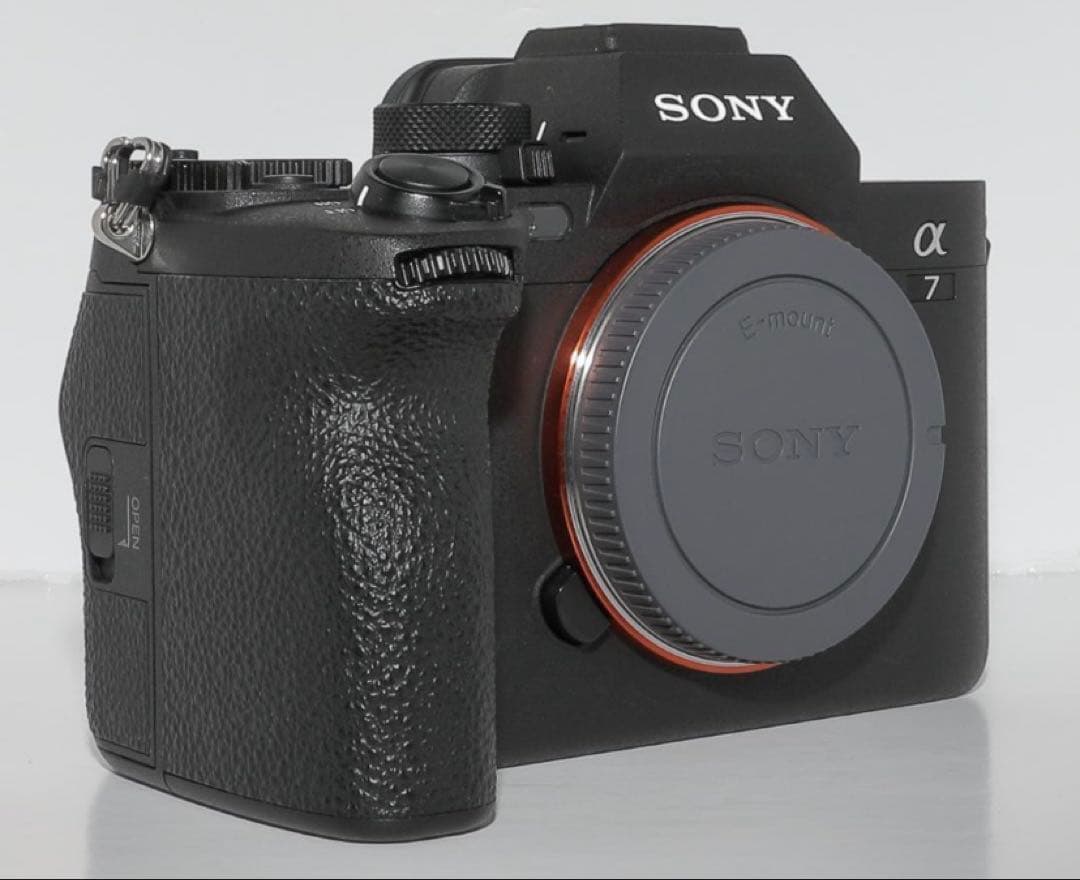 Mirrorless Interchangeable Lens Cameras Sony 7Iv Tamron 28-75 G2