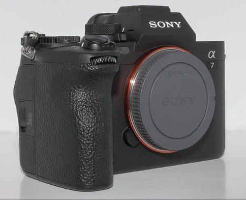 Mirrorless Interchangeable Lens Cameras Sony 7Iv Tamron 28-75 G2