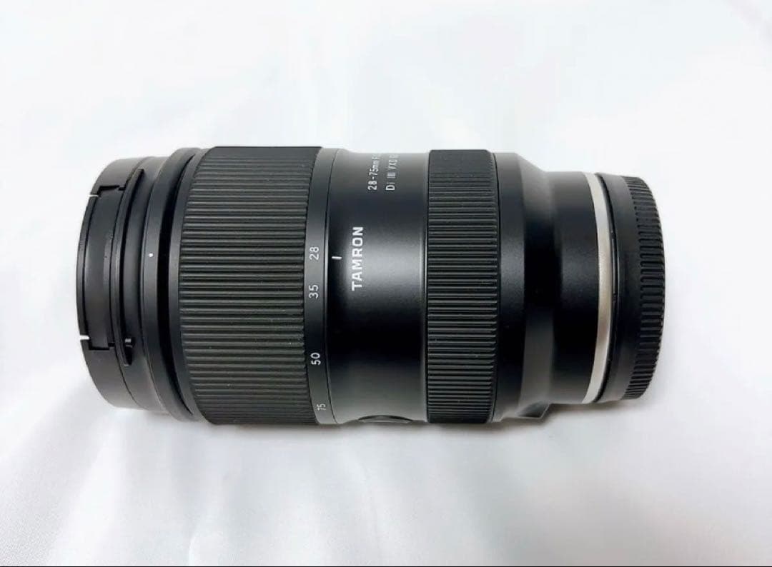 Mirrorless Interchangeable Lens Cameras Sony 7Iv Tamron 28-75 G2