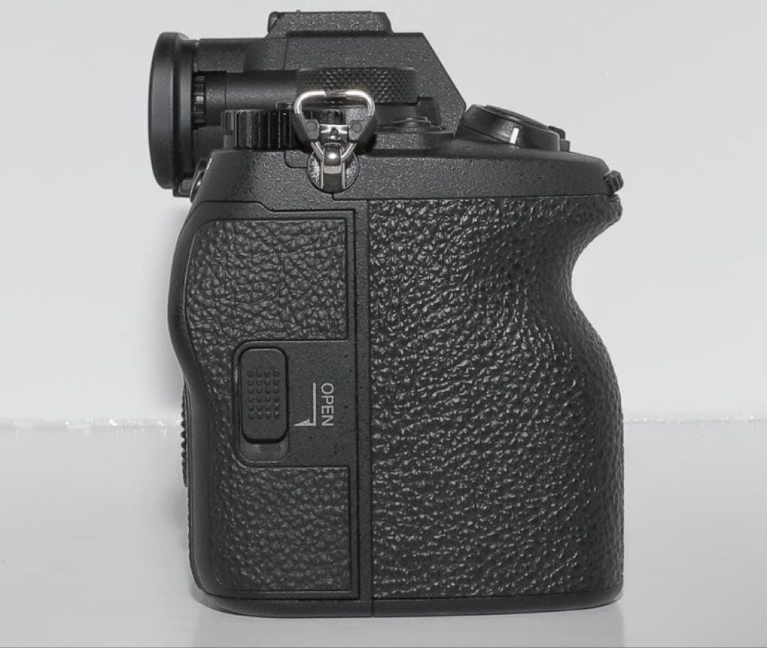 Mirrorless Interchangeable Lens Cameras Sony 7Iv Tamron 28-75 G2