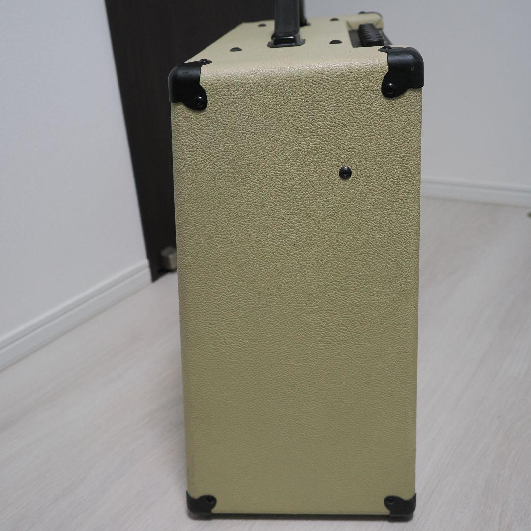 Roland Guitar Amplifiers Bc-30
