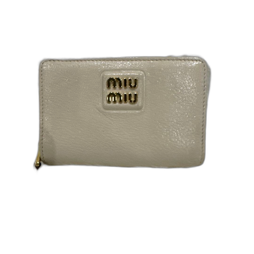Miu Bi-Fold Wallet Miumiu Ic